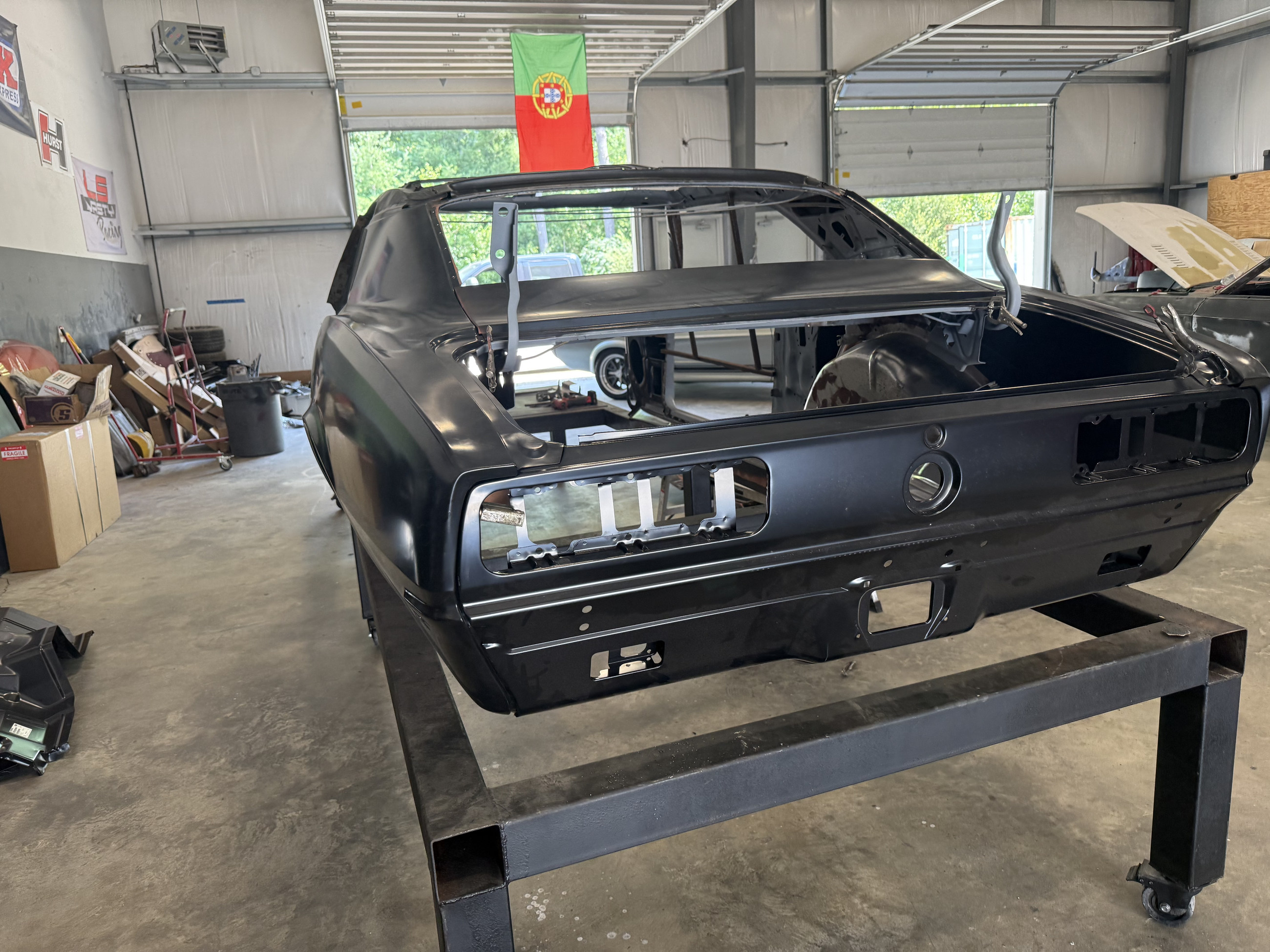 Rear end panel alignment
